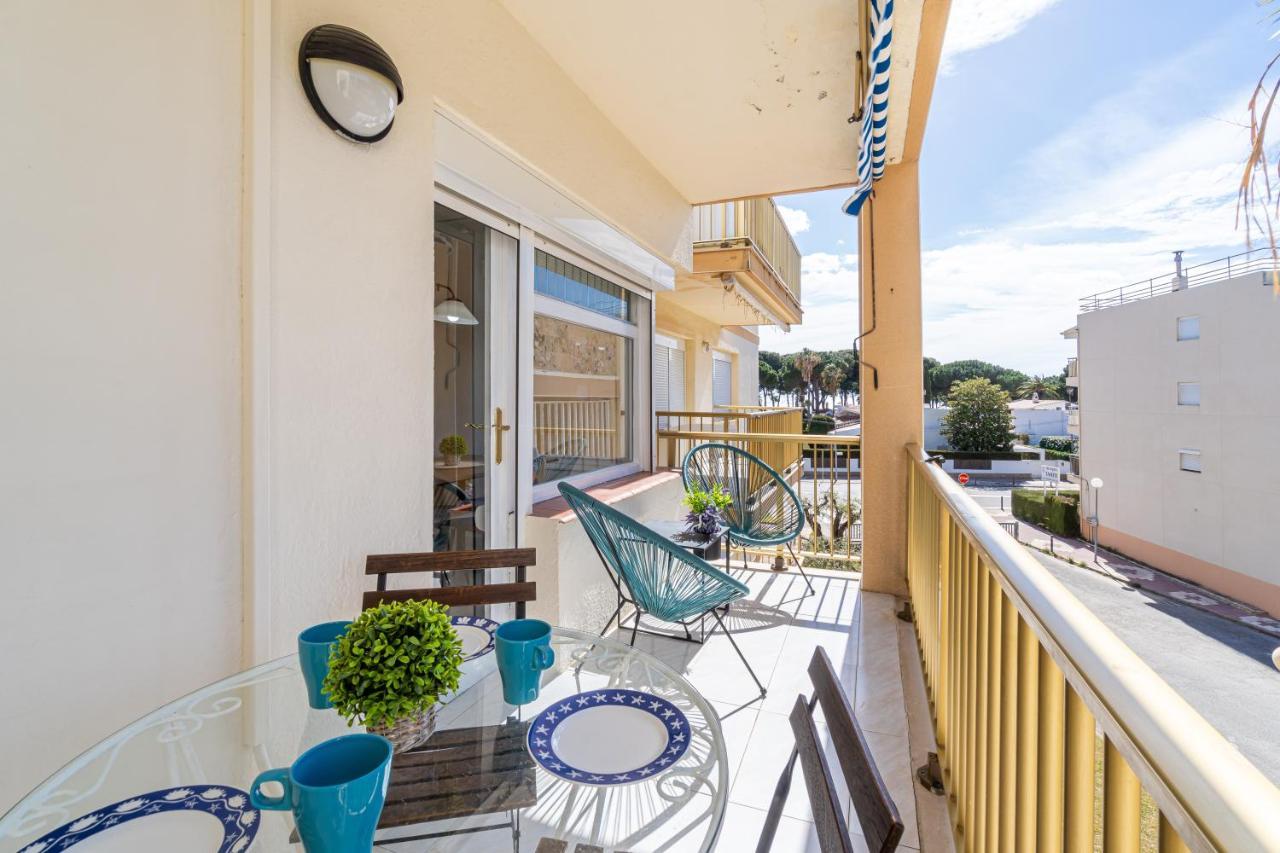 Coastal Paradise & Cozy Home With A 100M From The Beach! Cambrils Ngoại thất bức ảnh