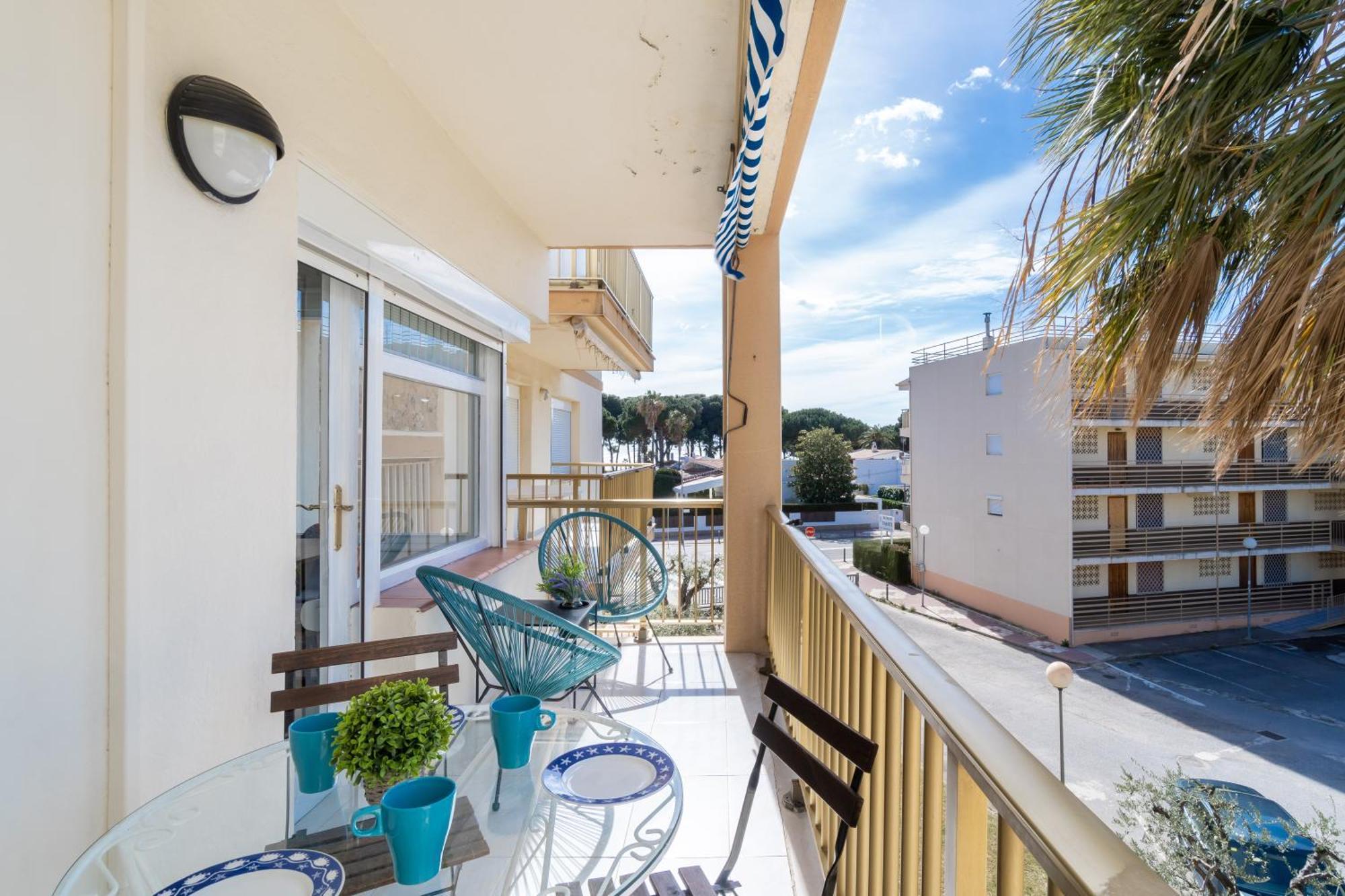 Coastal Paradise & Cozy Home With A 100M From The Beach! Cambrils Ngoại thất bức ảnh